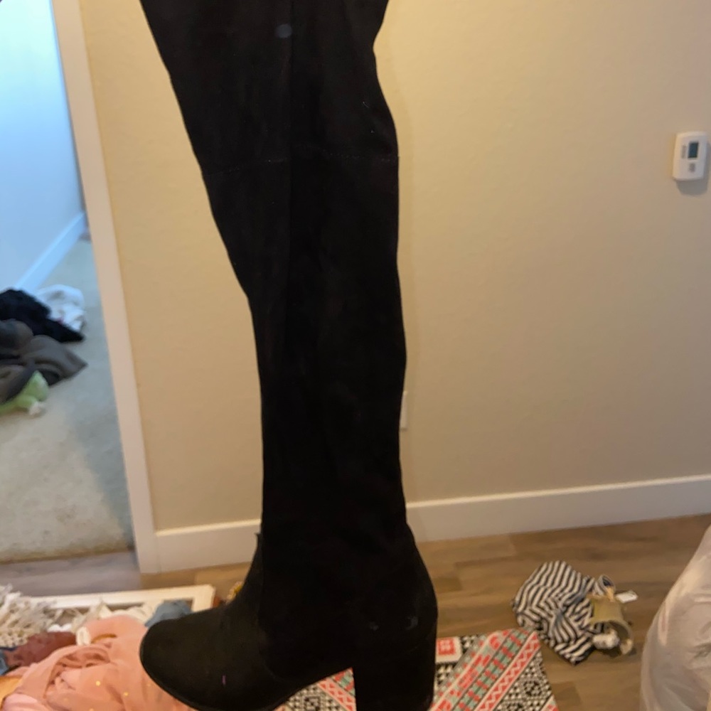 Black Over the Knee Boote